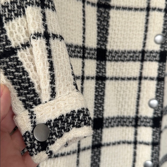 H&M Oversized Lightweight Plaid Button-Up Shirt Jacket -Shacket - Size 2/Small - Picture 6 of 8